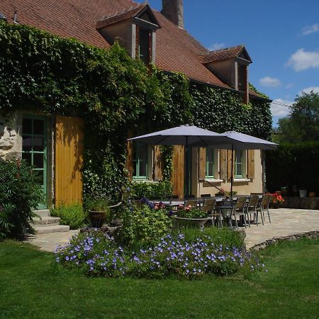 La Maison Du Cerf Urciers Exterior foto
